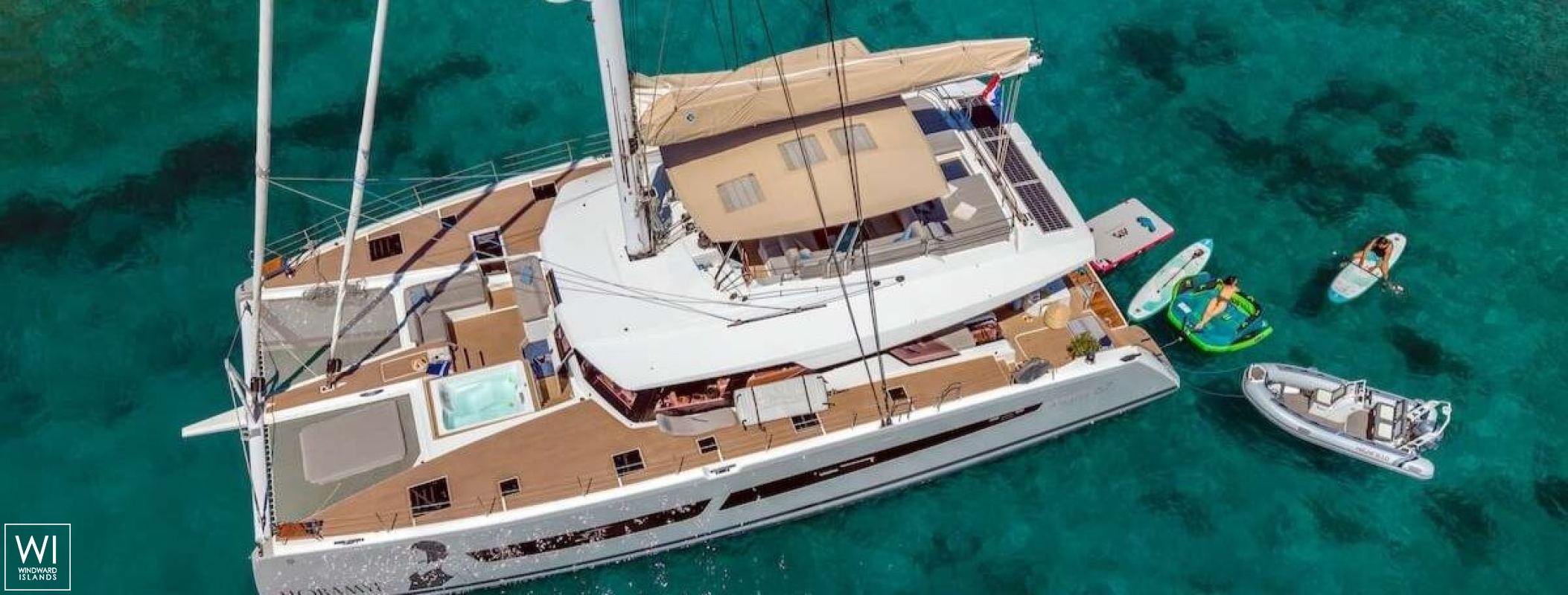 Floramye  Fountaine Pajot Alegria 67 Exterior 1