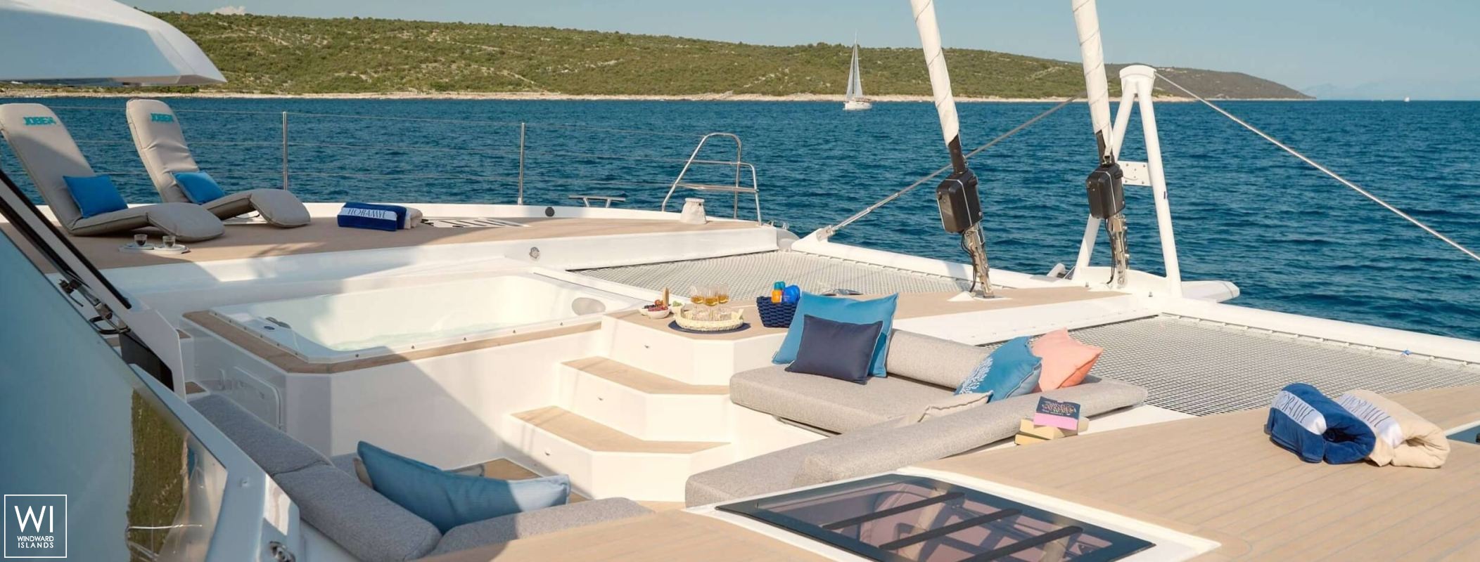 Floramye  Fountaine Pajot Alegria 67 Exterior 8