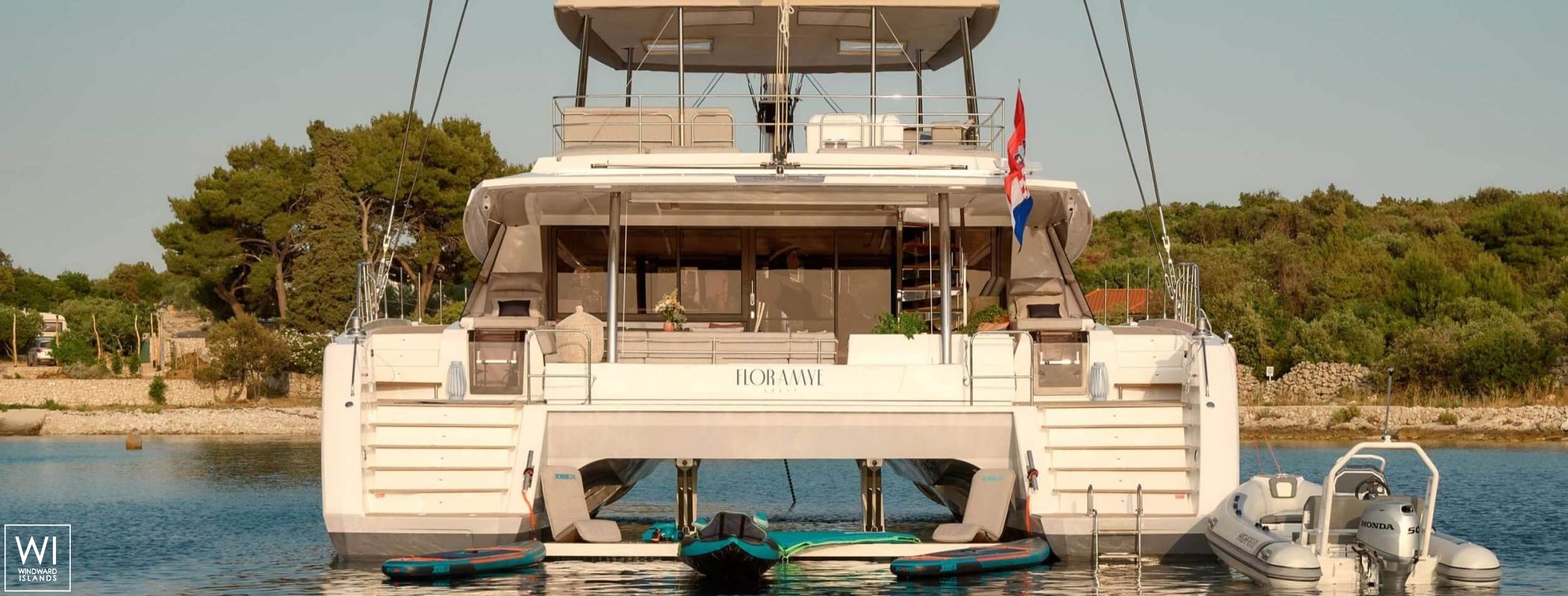 Floramye  Fountaine Pajot Alegria 67 Exterior 13