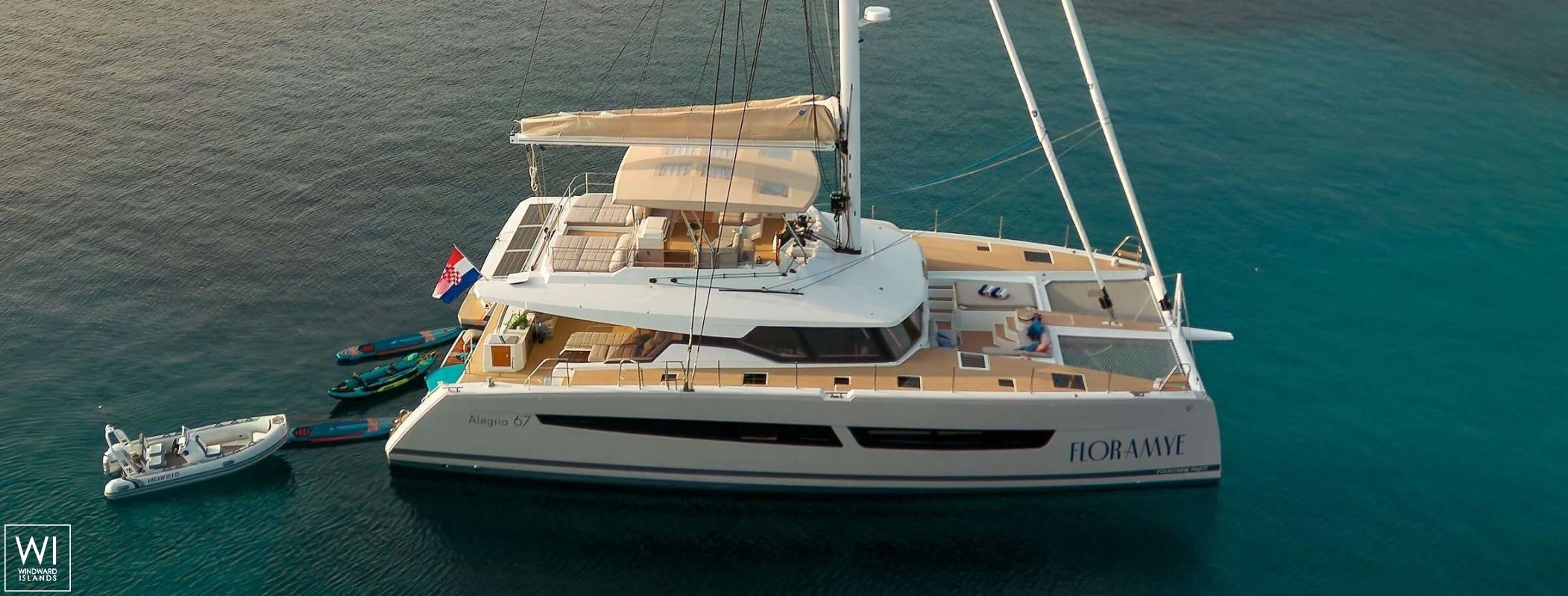 Floramye  Fountaine Pajot Alegria 67 Exterior 2