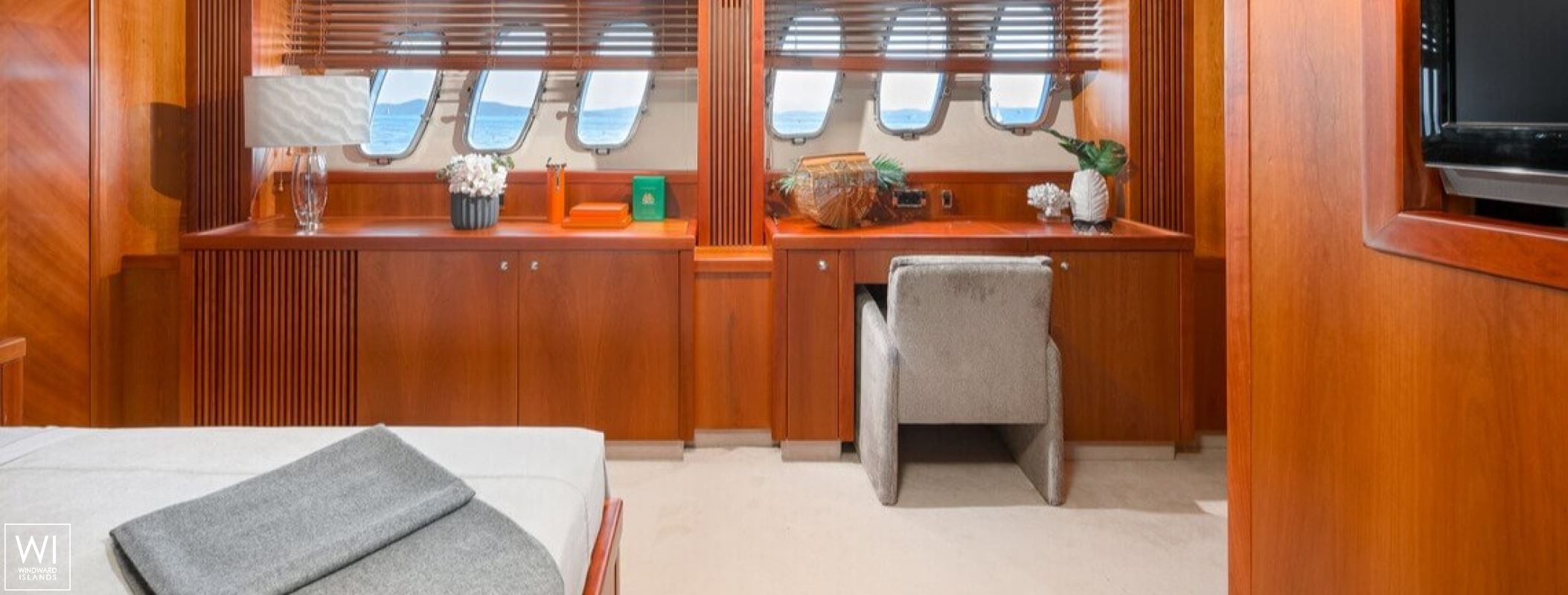 Quantum  Sunseeker Predator 108 Interior 23