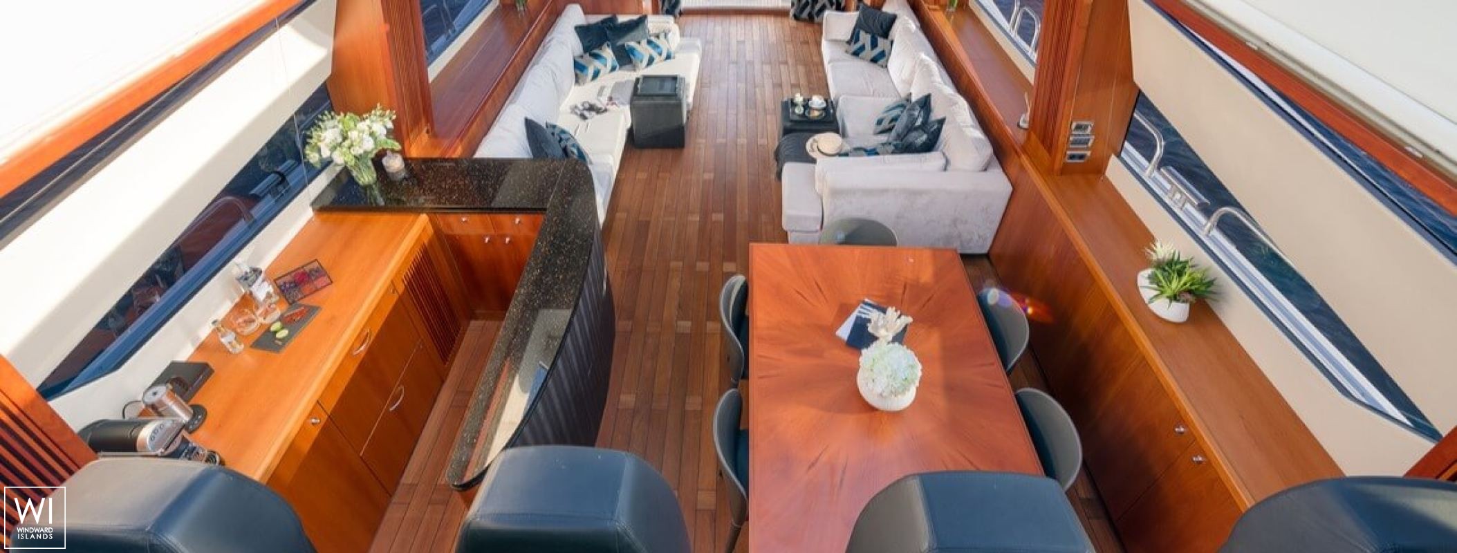 Quantum  Sunseeker Predator 108 Interior 26