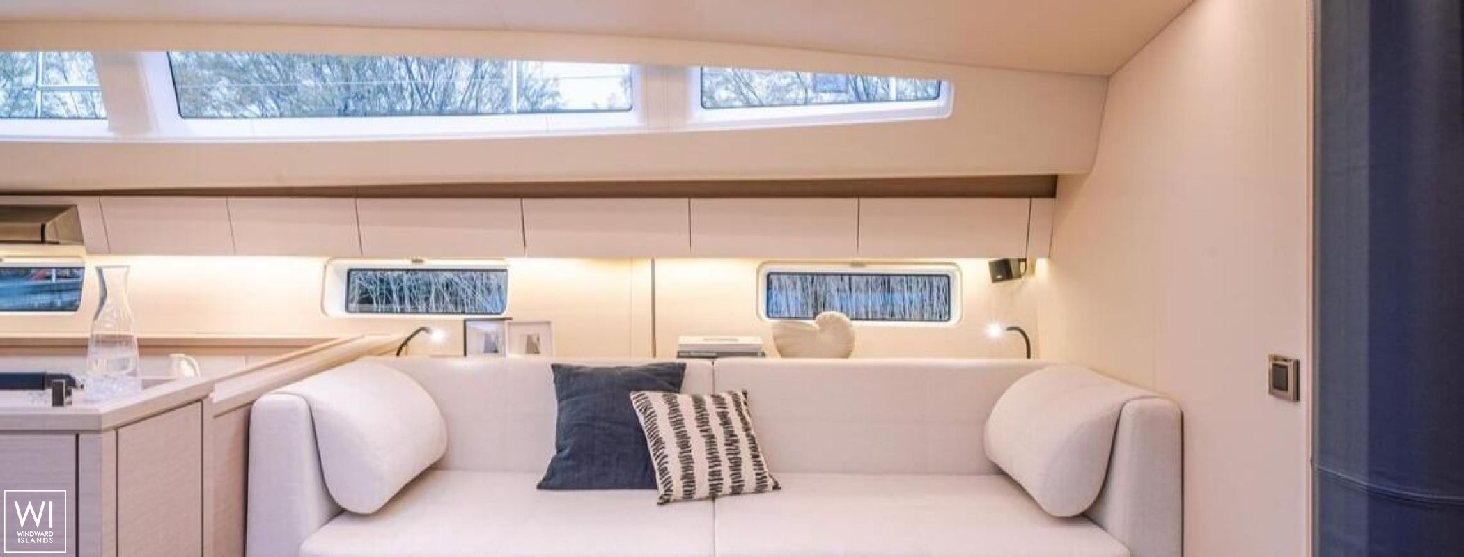 Jeanneau 65 Jeanneau Interior 5