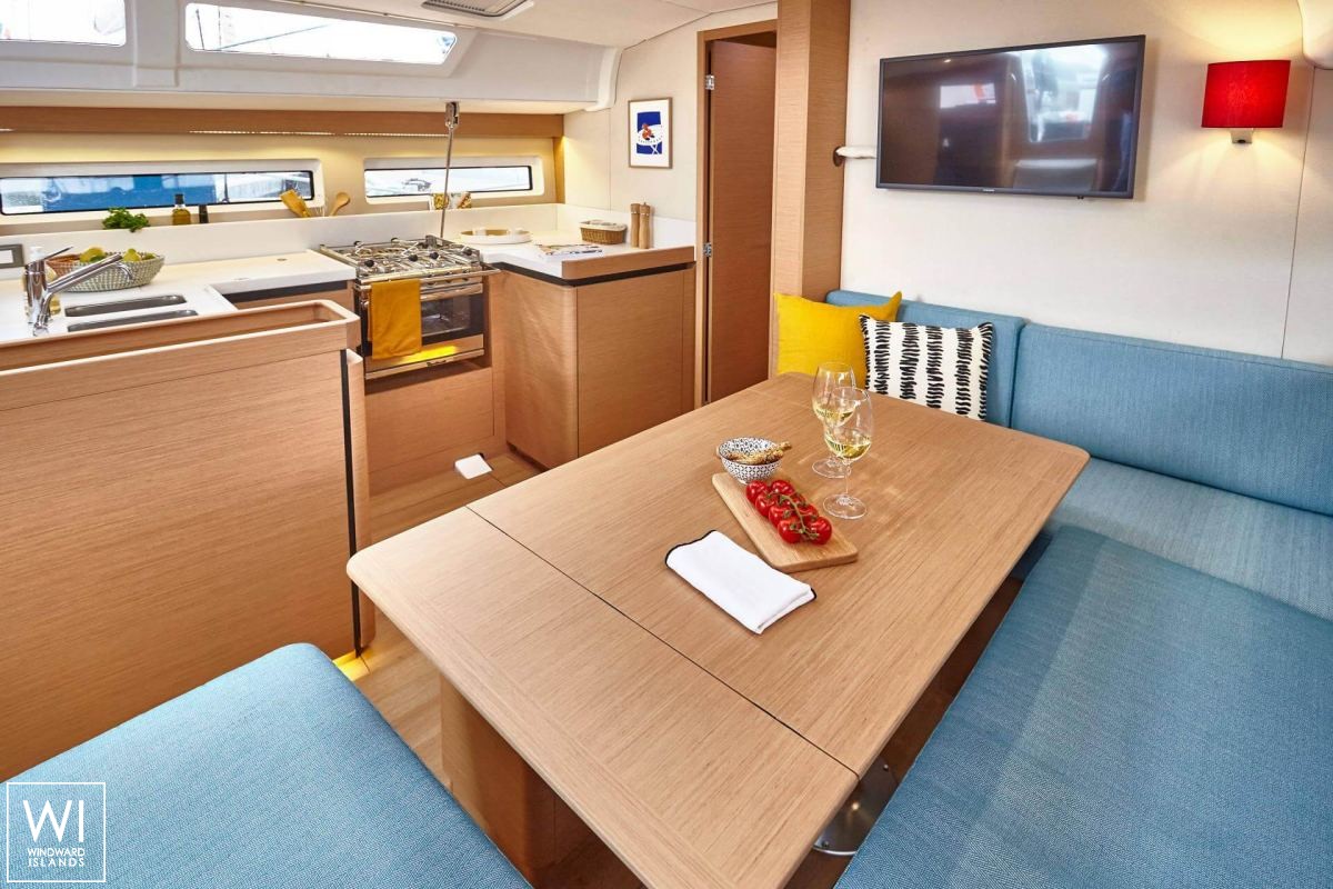 Sun Odyssey 490 Jeanneau Interior 4