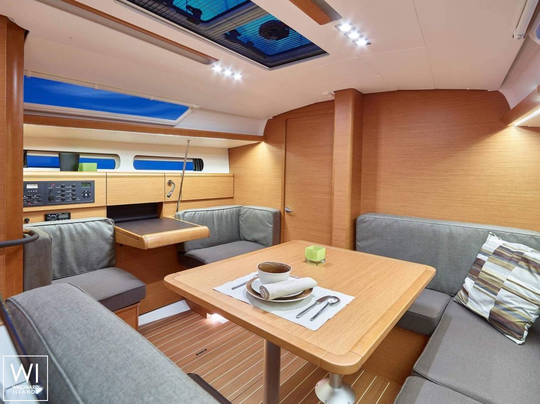 Jeanneau Sun Odyssey 419 Jeanneau Interior 8