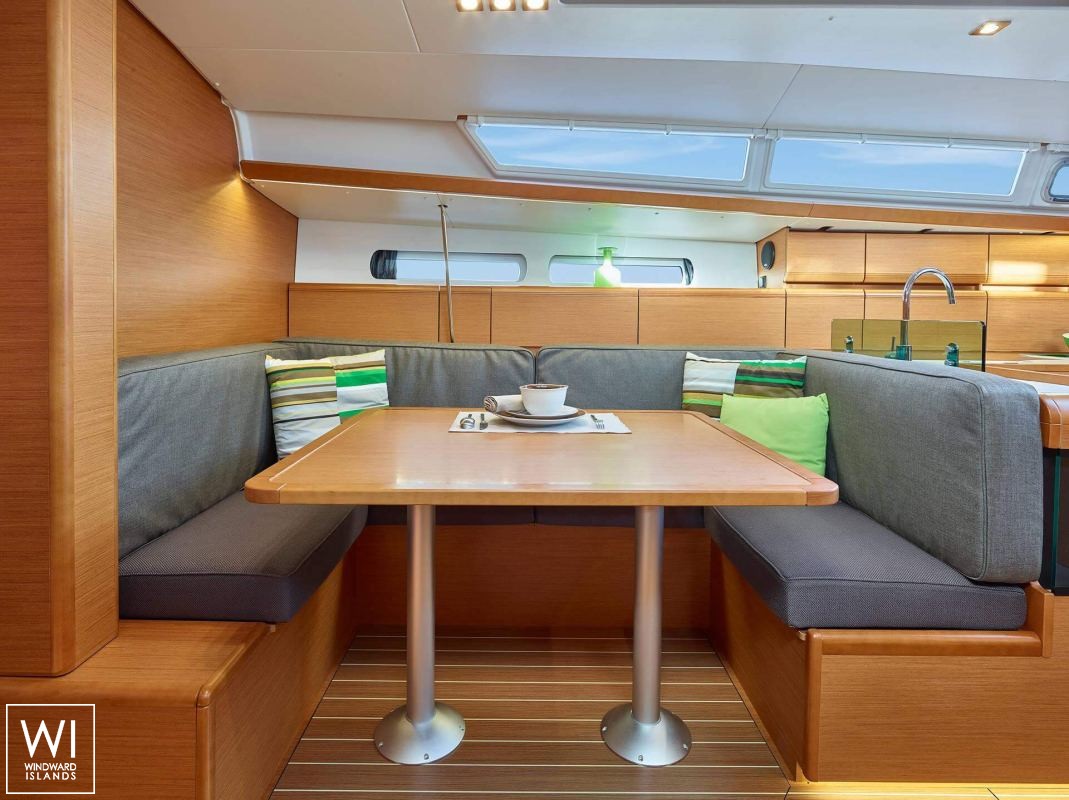 Jeanneau Sun Odyssey 419 Jeanneau Interior 9