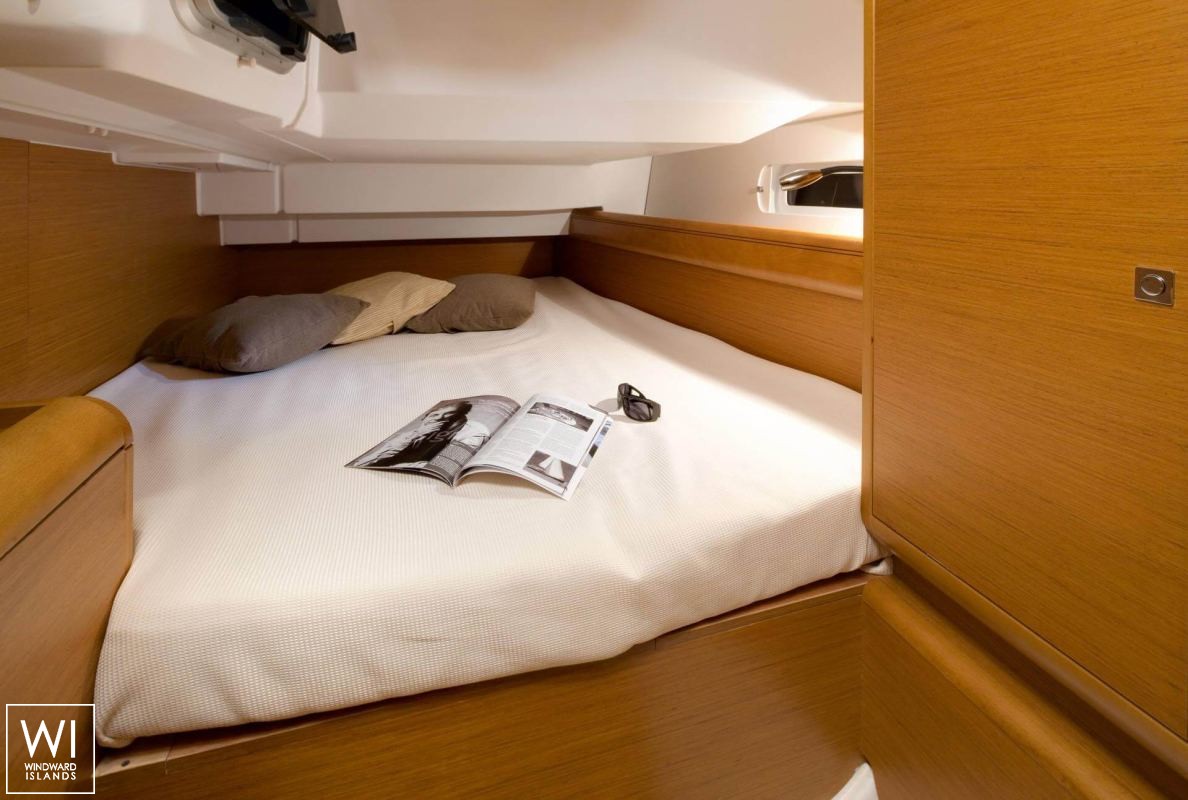 Jeanneau Sun Odyssey 419 Jeanneau Interior 10