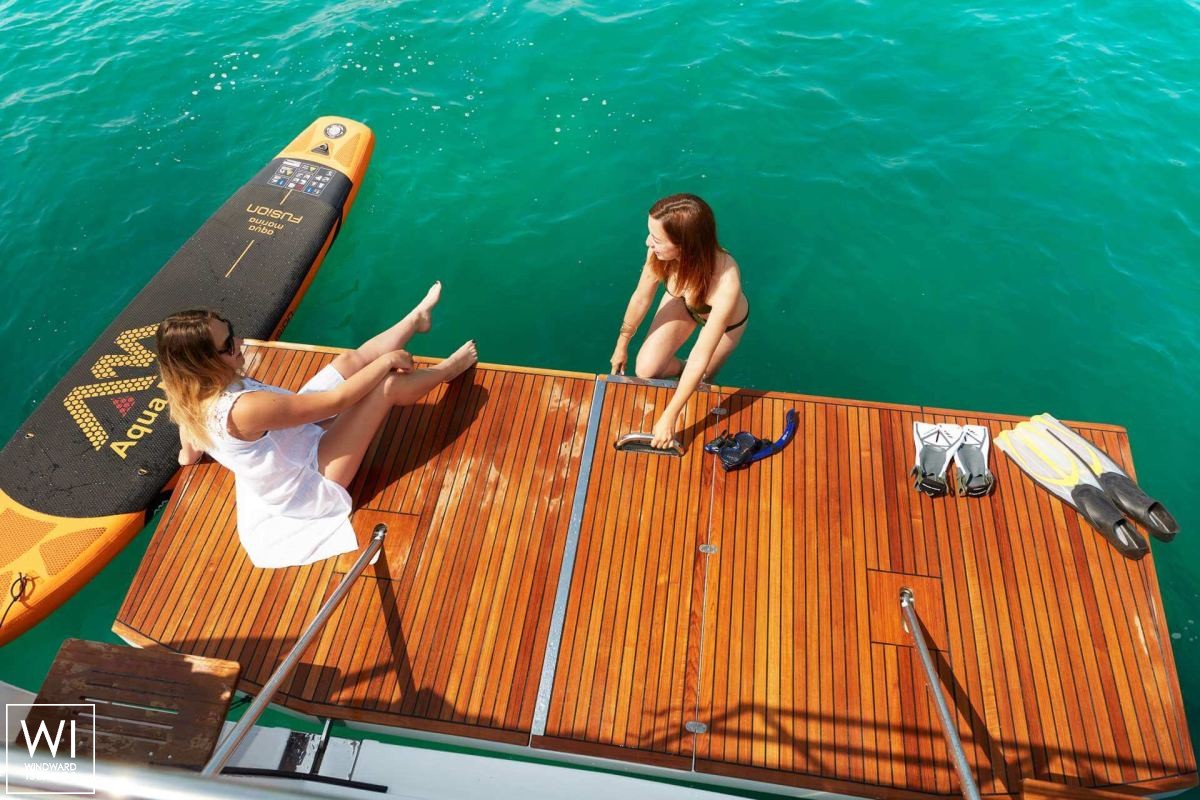 Oceanis  62 Beneteau Interior 2