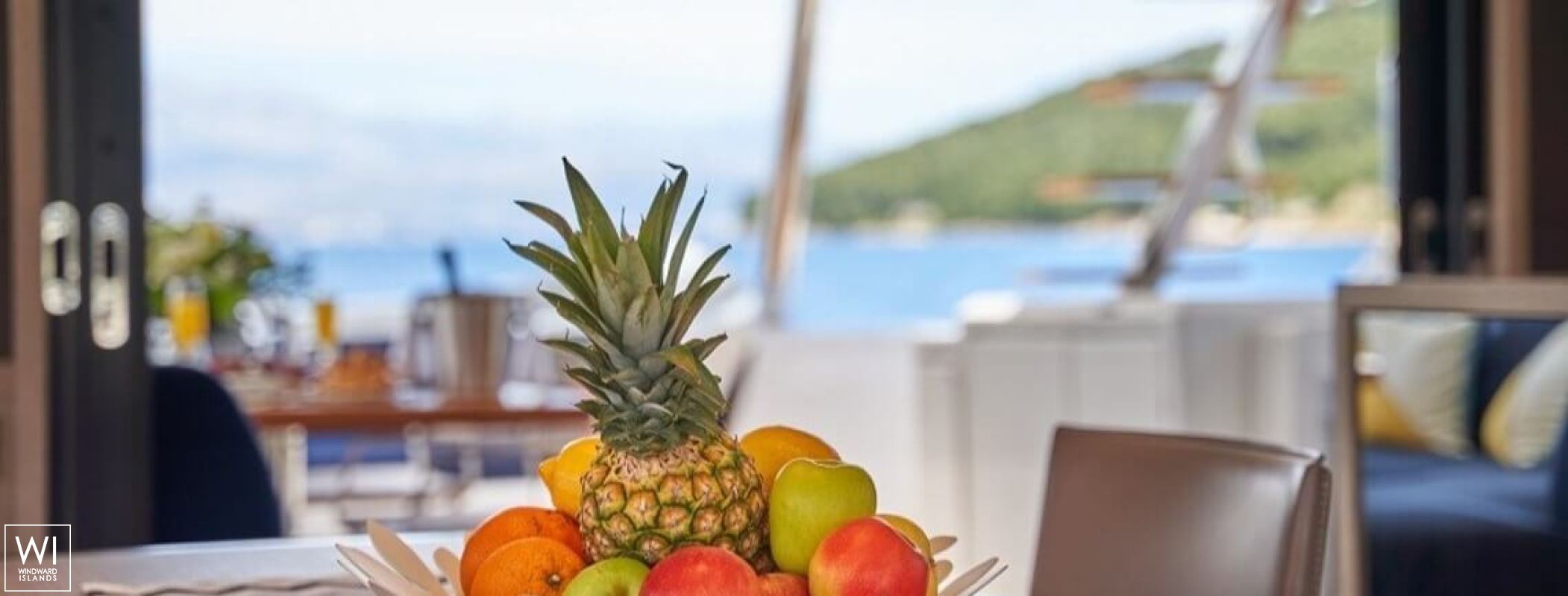 AMADA MIA  Lagoon Catamaran Lagoon 65 Exterior 6