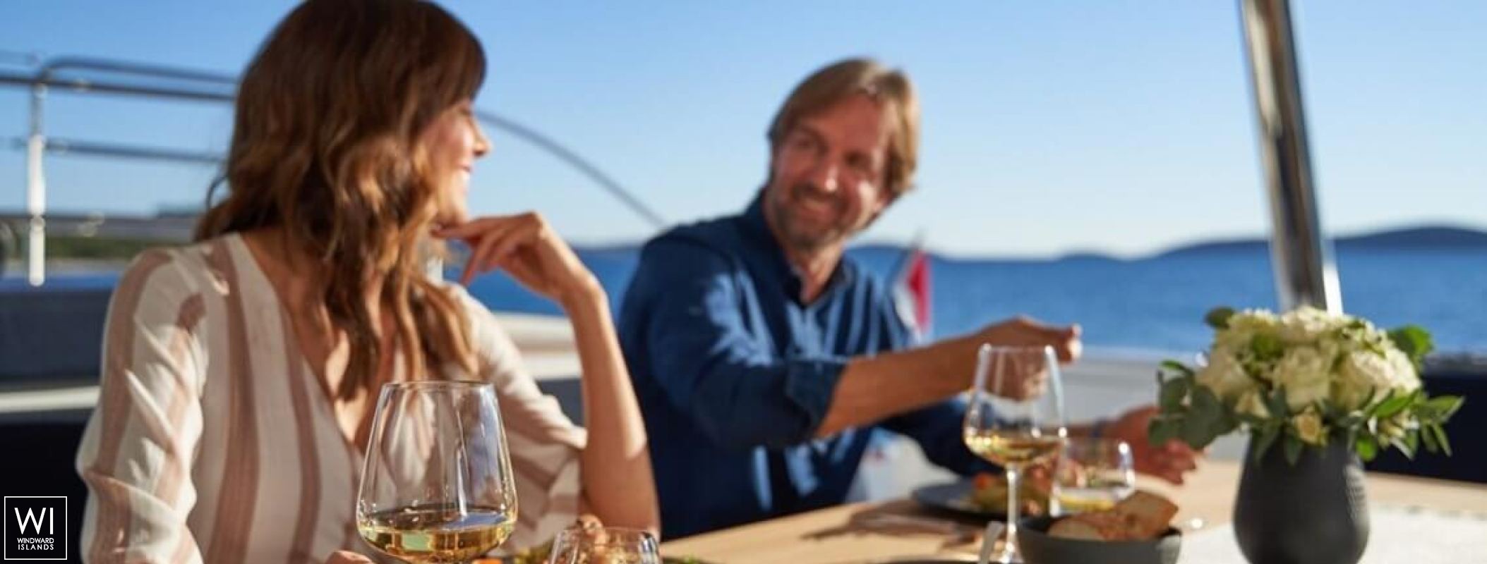 AMADA MIA  Lagoon Catamaran Lagoon 65 Exterior 10