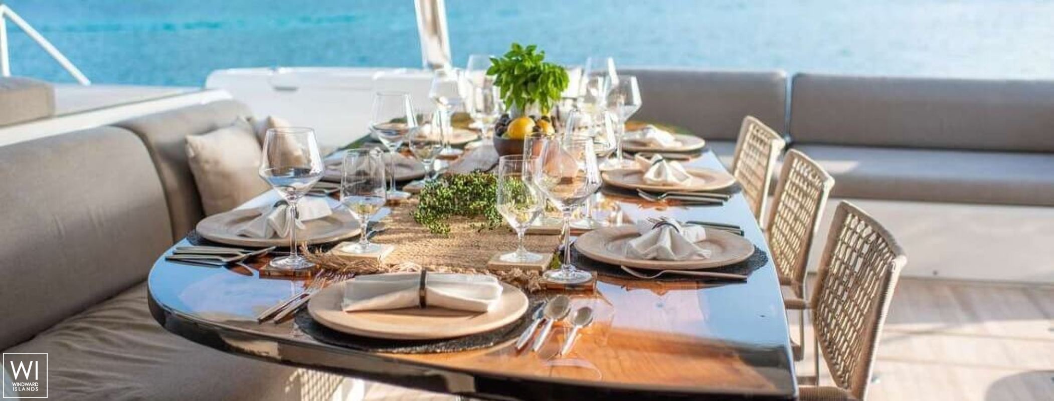 JUSTIFIED HORIZONS  Lagoon Catamaran Lagoon 65 Exterior 4