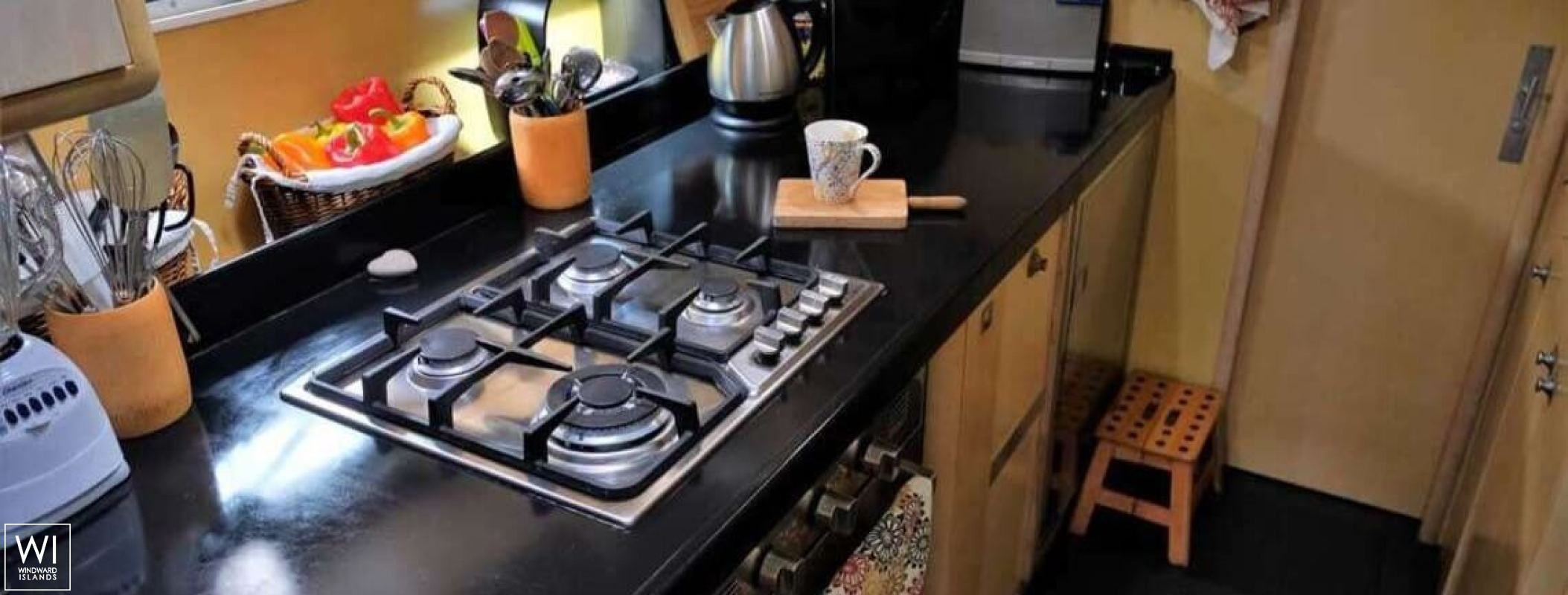 FUERTE  Lagoon Catamaran Lagoon 65 Interior 13