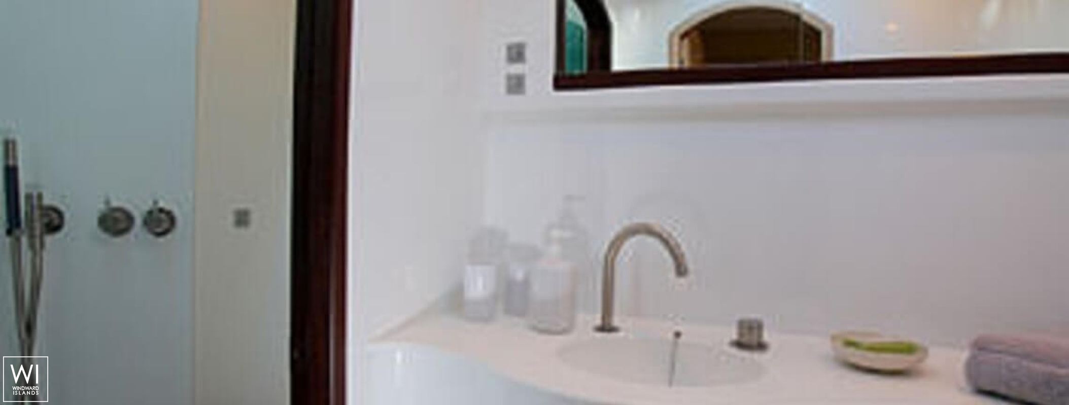 FUERTE  Lagoon Catamaran Lagoon 65 Interior 14