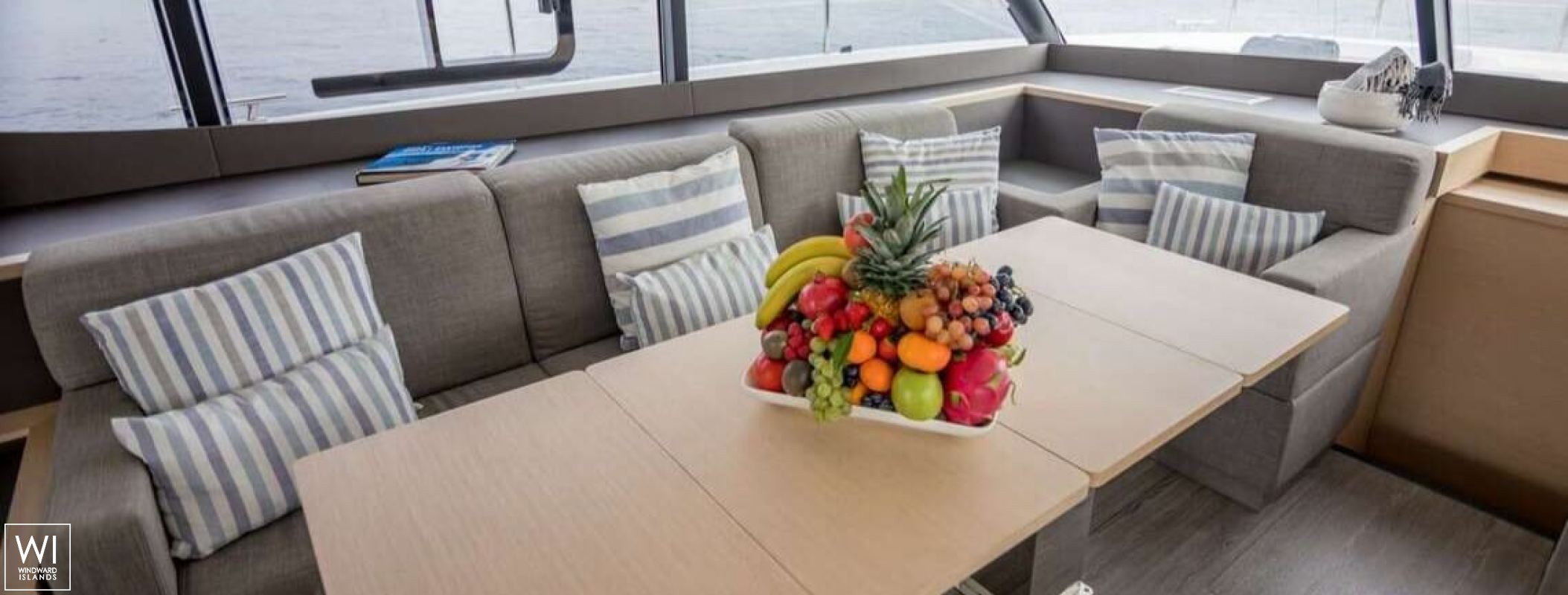 Endless Beauty  Fountaine Pajot MY 44 Interior 9