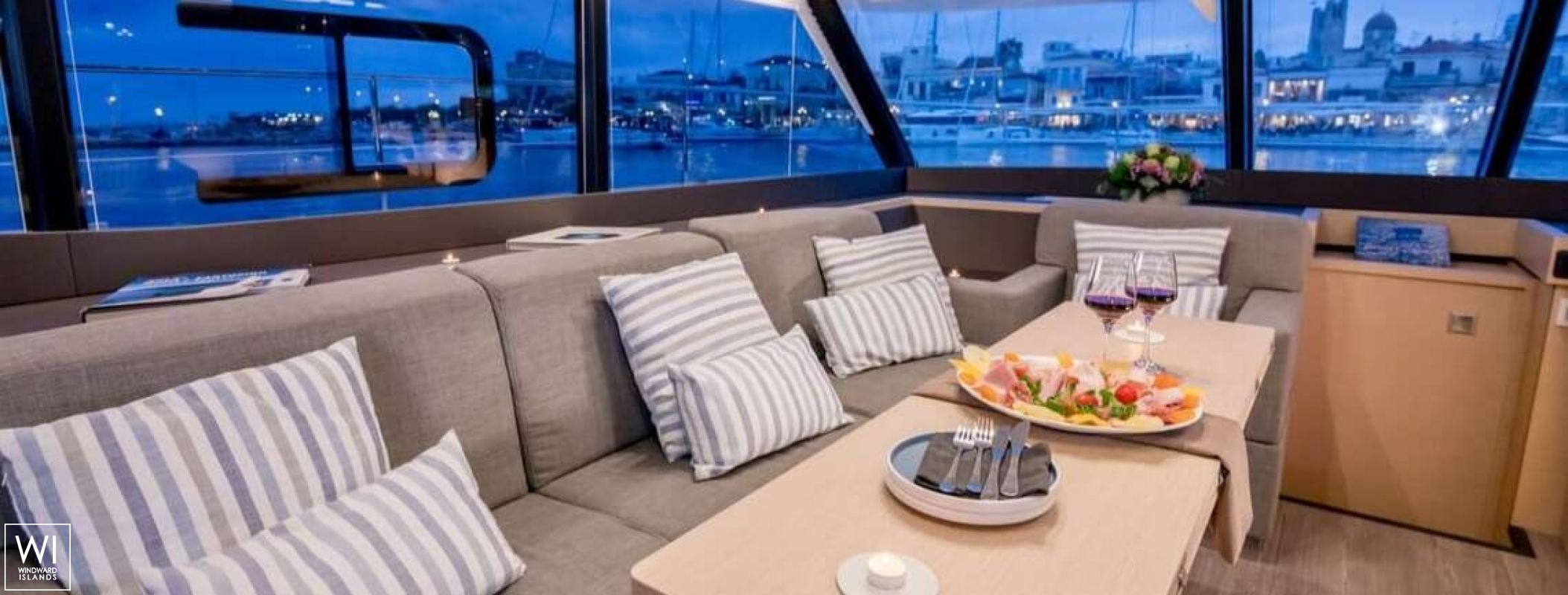 Endless Beauty  Fountaine Pajot MY 44 Interior 13