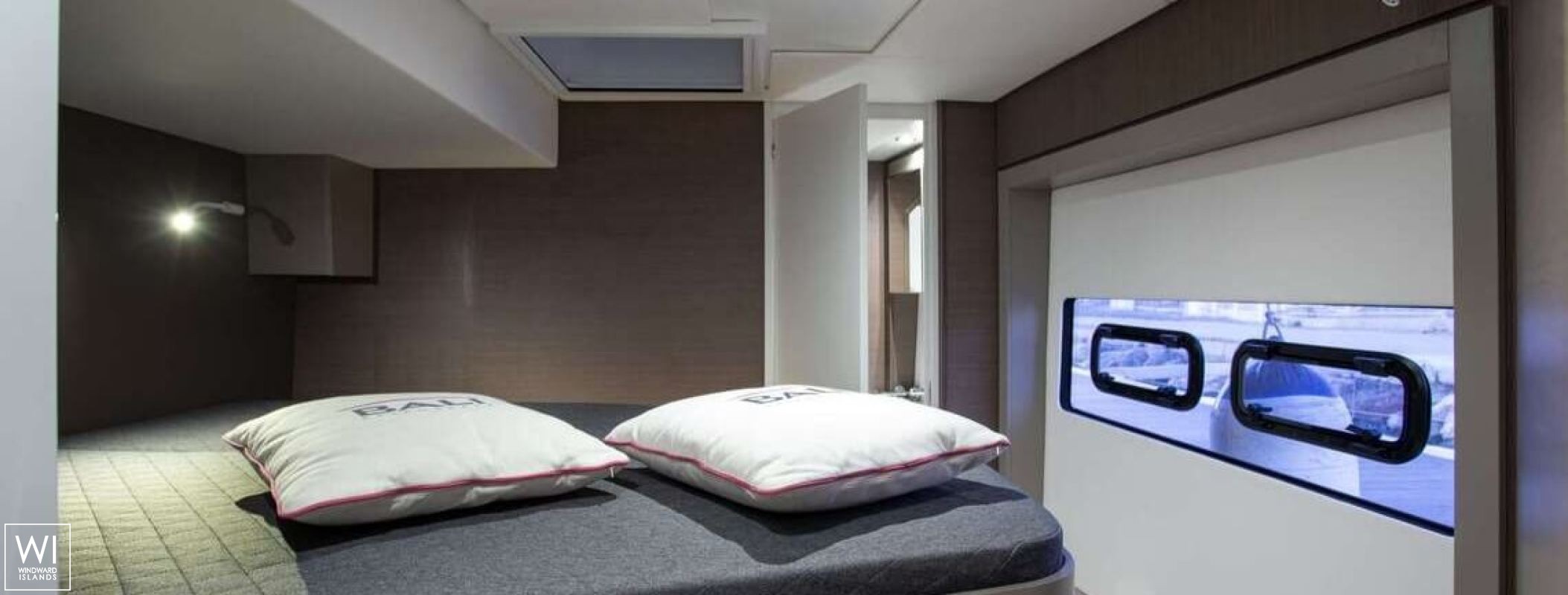 MARTINON  Catana Catamaran Bali 4.8 Interior 1