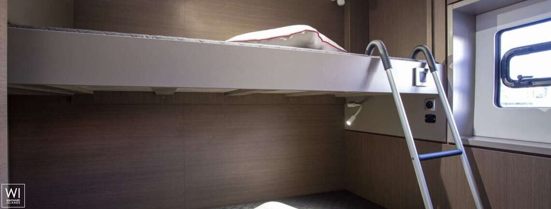 MARTINON  Catana Catamaran Bali 4.8 Interior 1