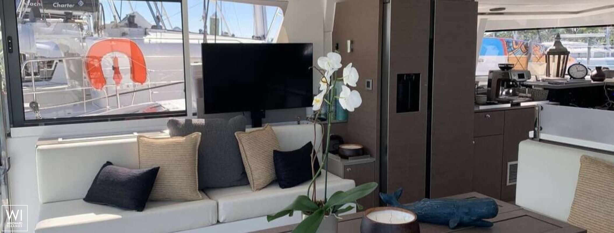 OCEANA   Catana Catamaran Bali 4.8 Interior 1