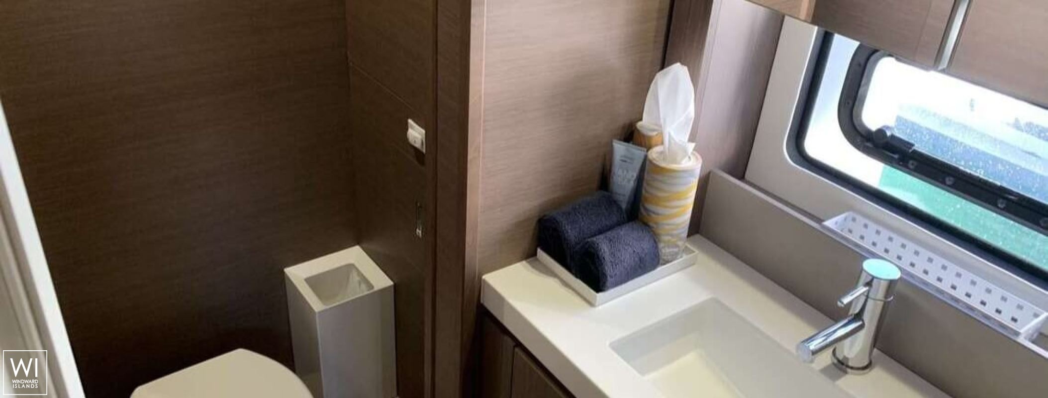 OCEANA   Catana Catamaran Bali 4.8 Interior 1