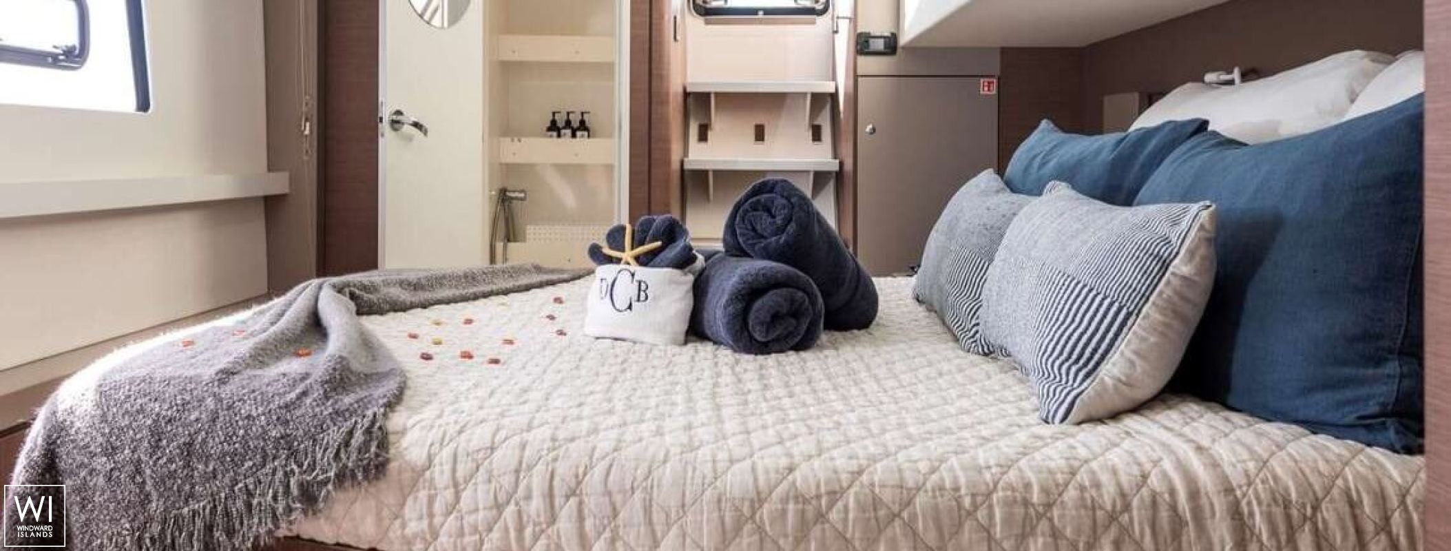 Belle Vie  Catana Catamaran Bali 4.8 Interior 13