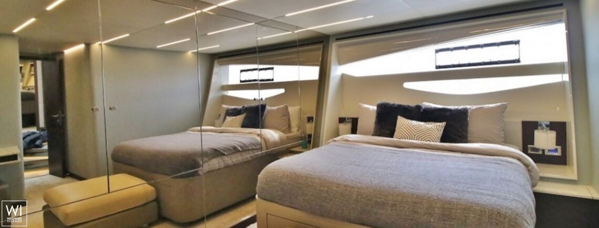 SPUTNIK  Numarine Yachts Fly 62 Interior 12