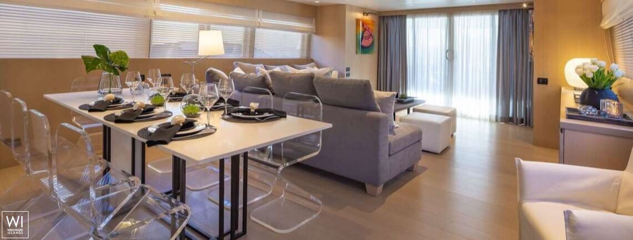 SUMMER FUN  Admiral Yachts Admiral  101 Interior 1