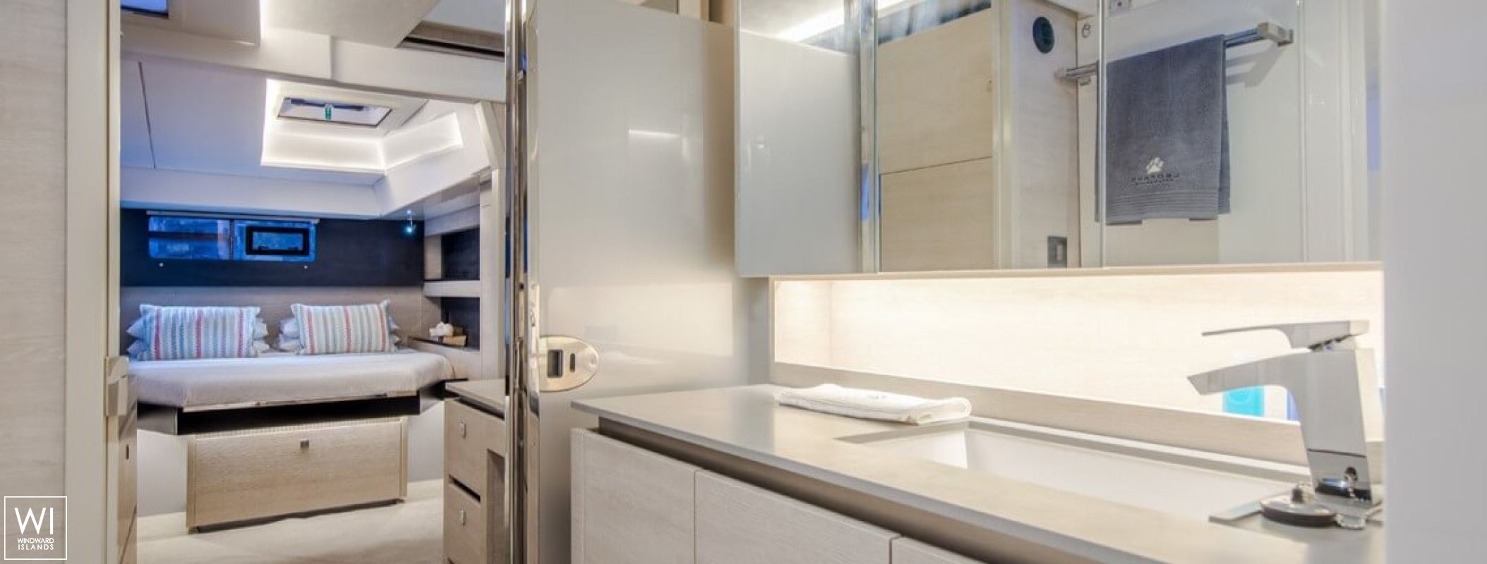 Leopard  50 Robertson & Caines Interior 3