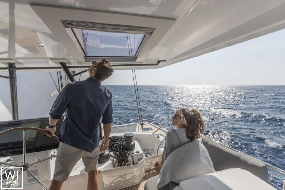 OKINAWA  Fountaine Pajot Samana 59 Interior 4