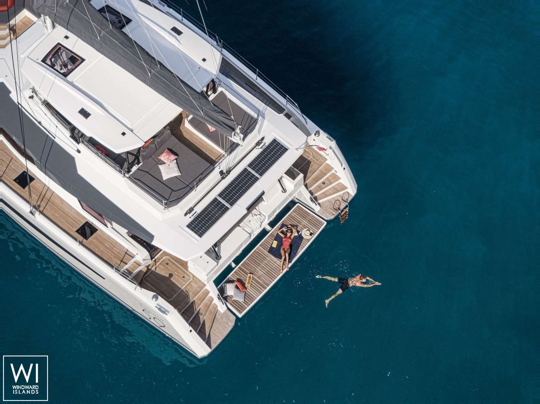 OKINAWA  Fountaine Pajot Samana 59 Exterior 6