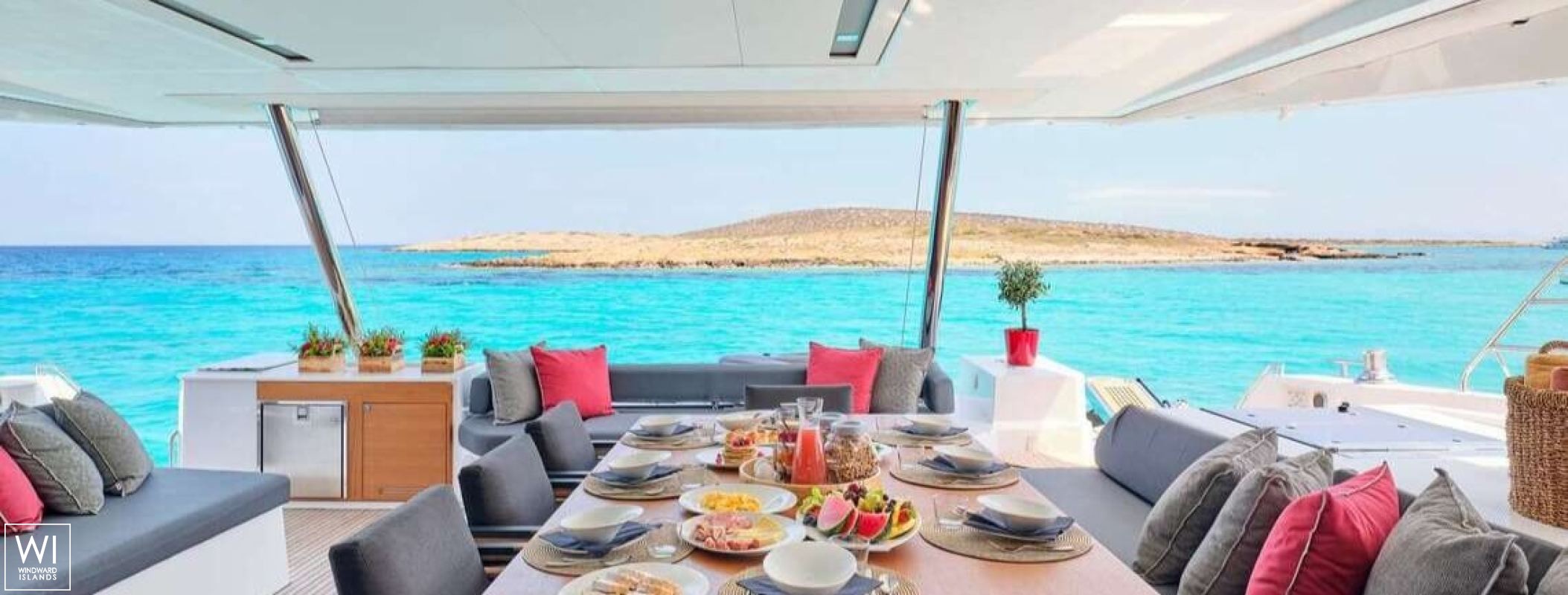 Alma  Fountaine Pajot Samana 59 Exterior 8