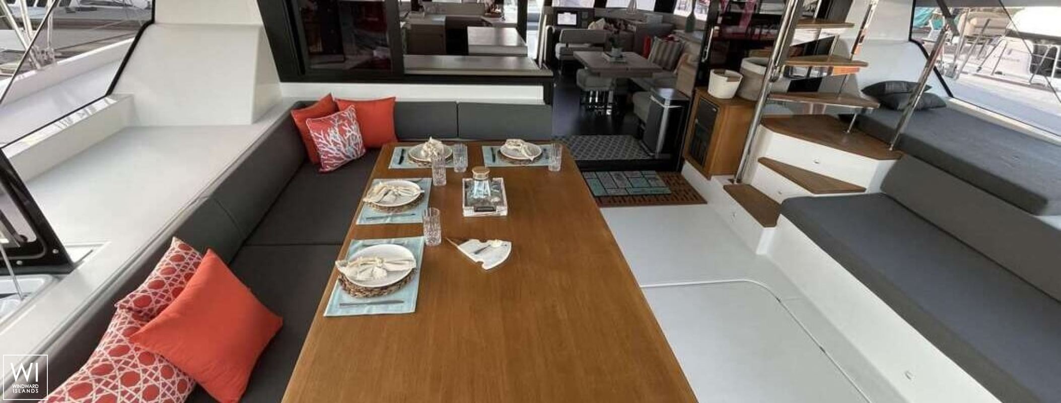 KRAZY KAT  Fountaine Pajot Samana 59 Exterior 3