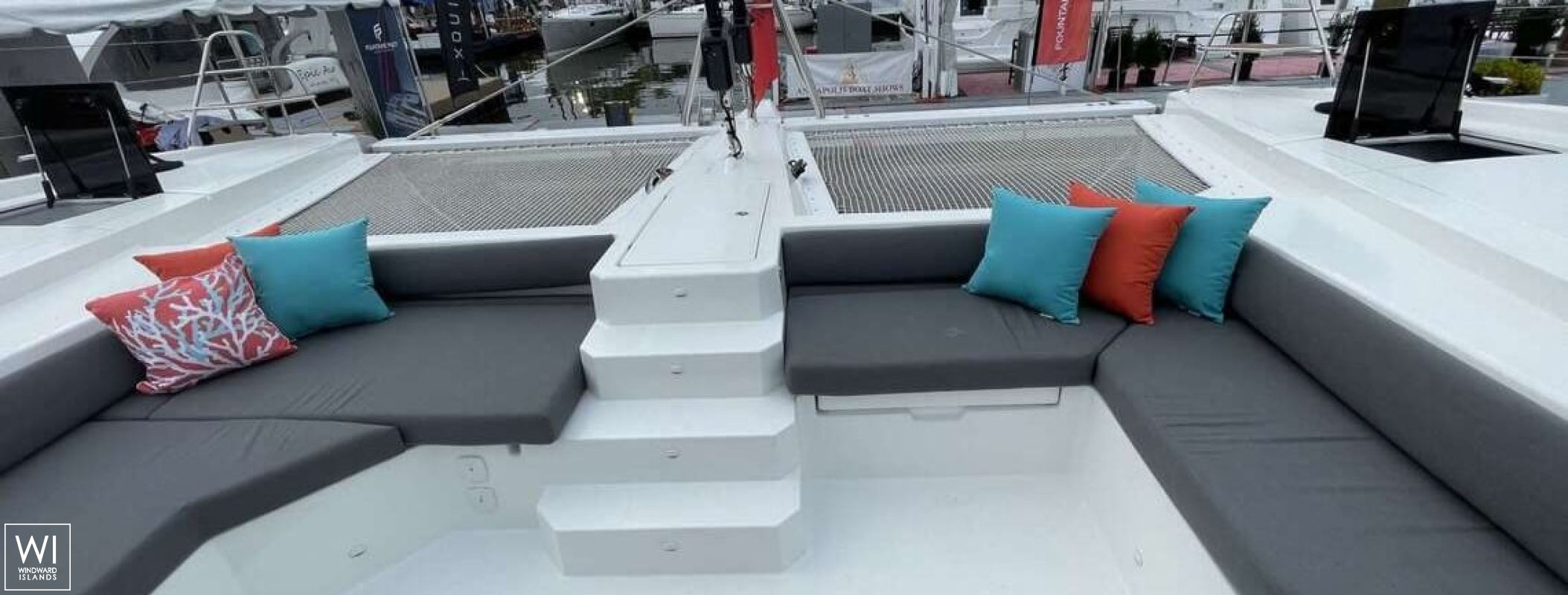 KRAZY KAT  Fountaine Pajot Samana 59 Exterior 10