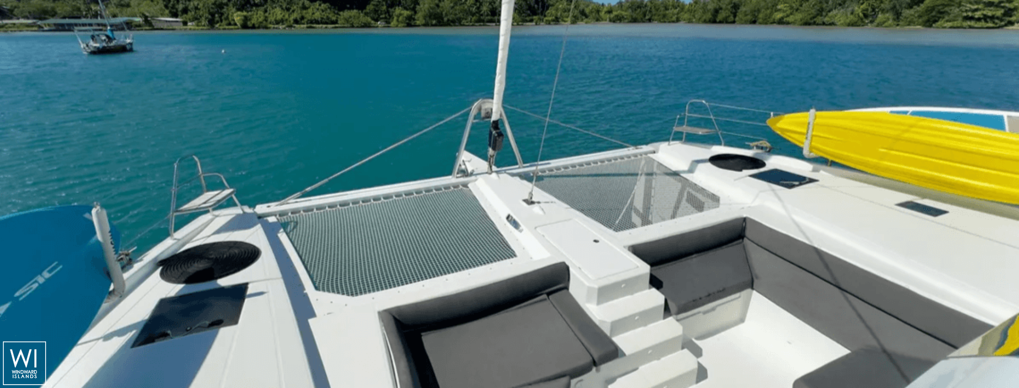 ARGO  Fountaine Pajot Samana 59 Exterior 3