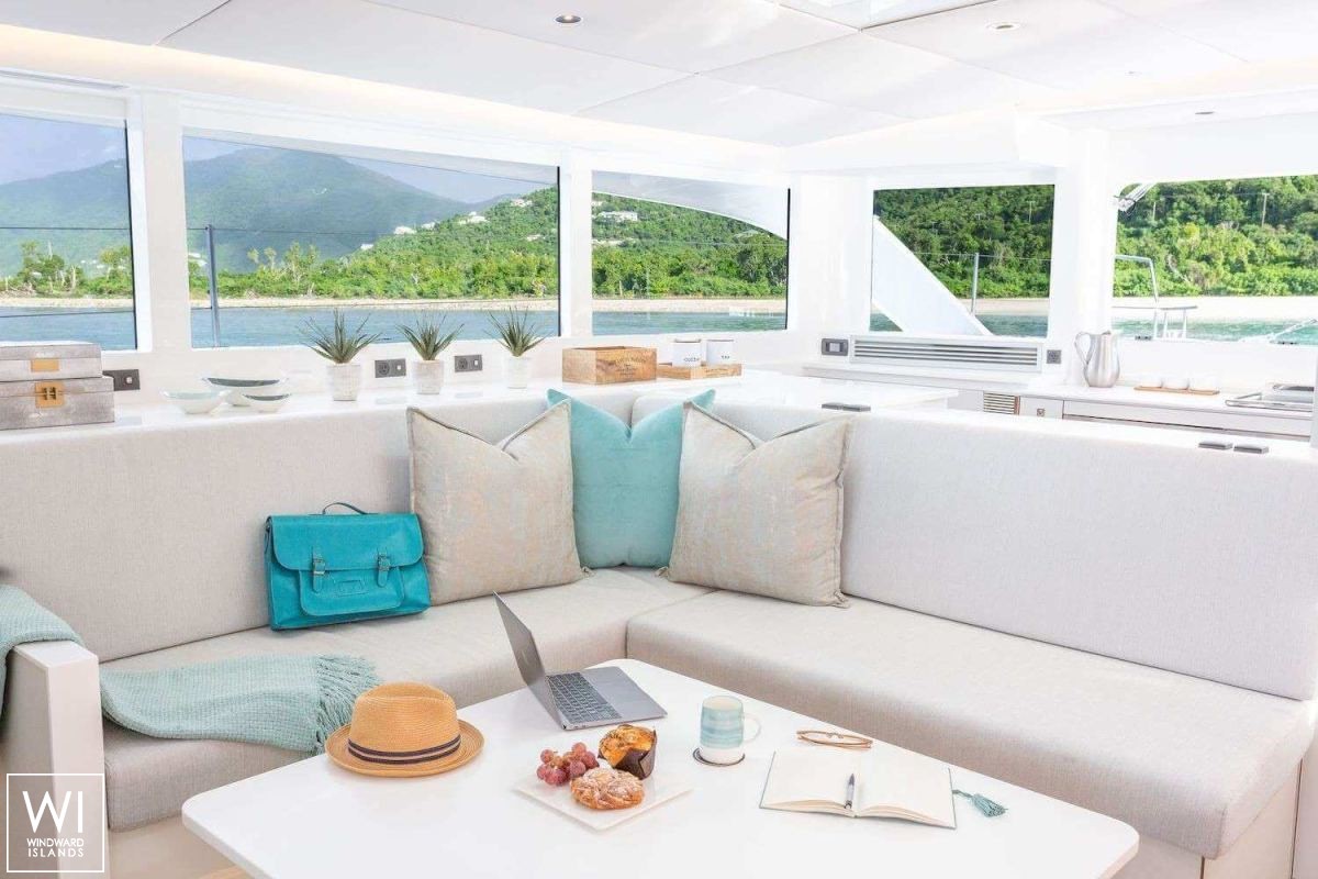 Voyage 590  Voyage Catamaran Voyage 590 Interior 1