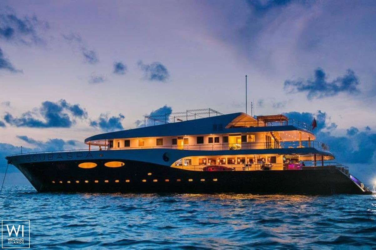 SCUBA SPA   Motoryacht 50M Exterior 2