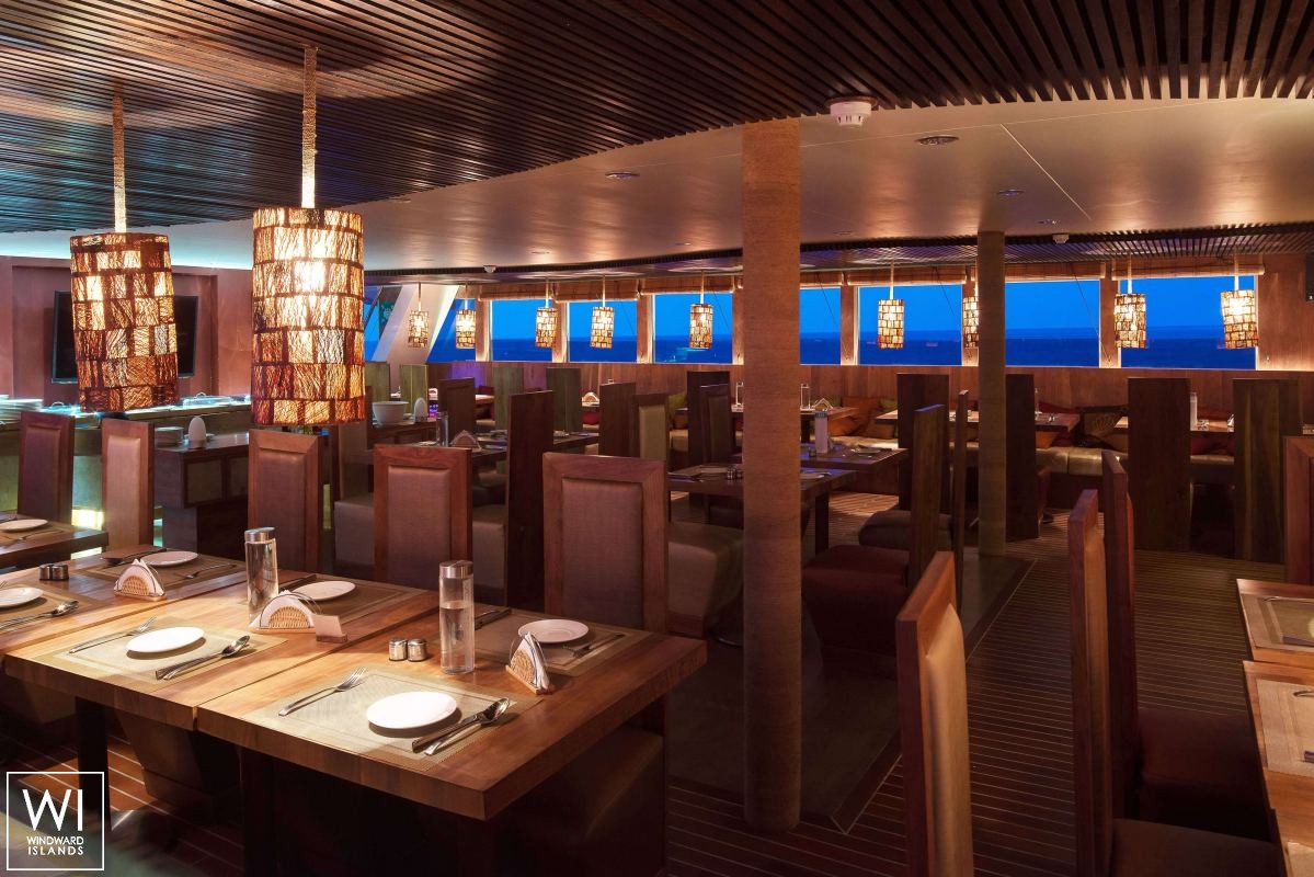 SCUBA SPA   Motoryacht 50M Interior 15