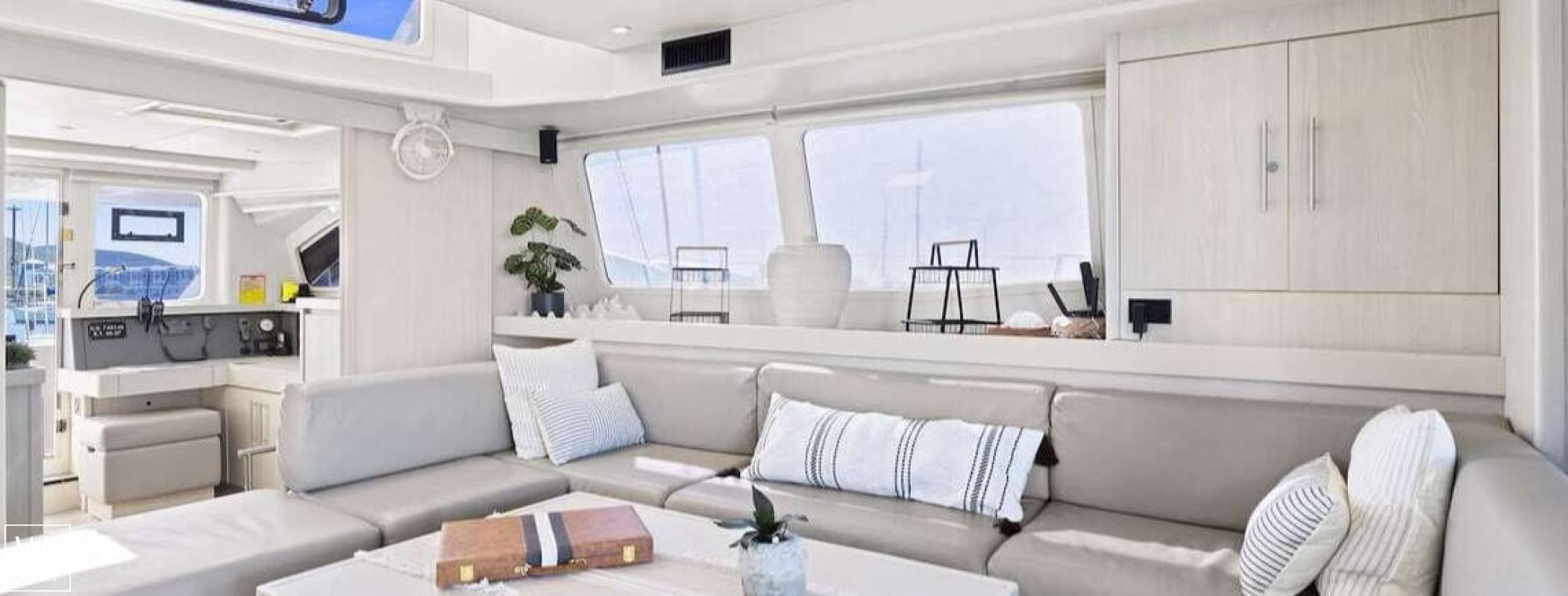 SOMETHING WONDERFUL  Robertson & Caines Leopard  5800 Interior 1