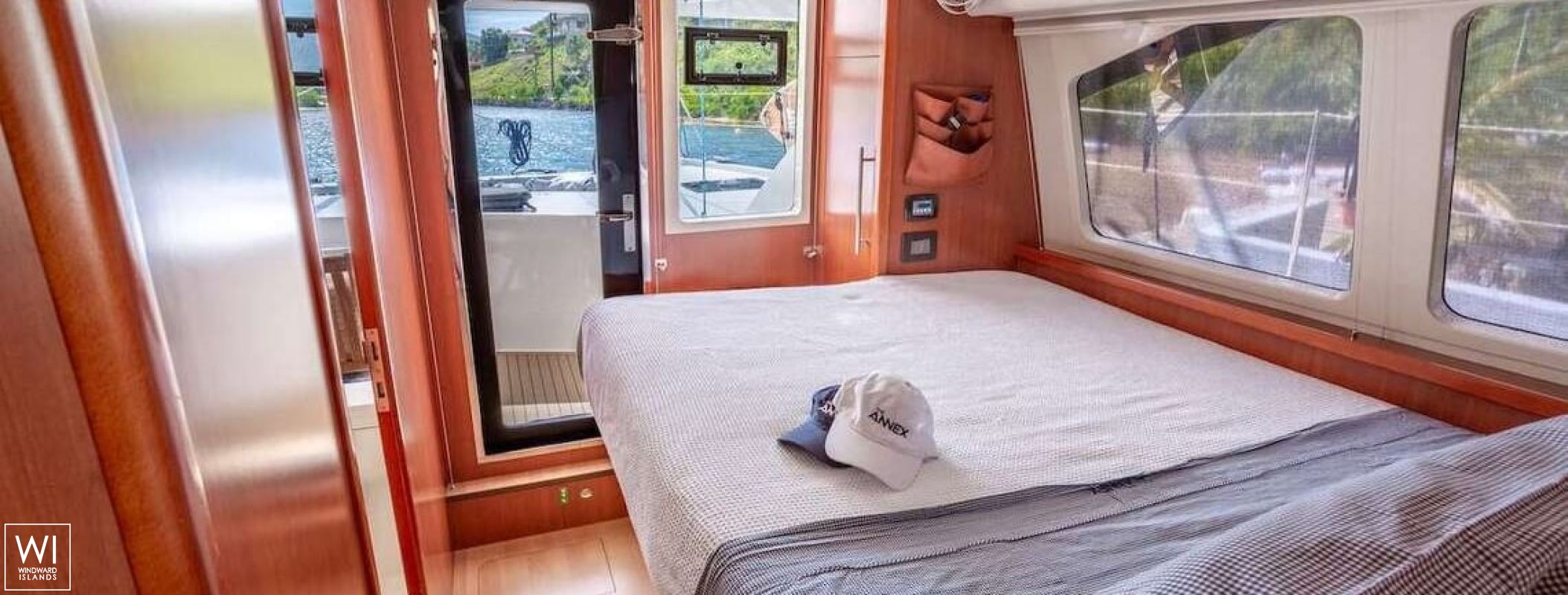 THE ANNEX  Robertson & Caines Leopard  5800 Interior 18