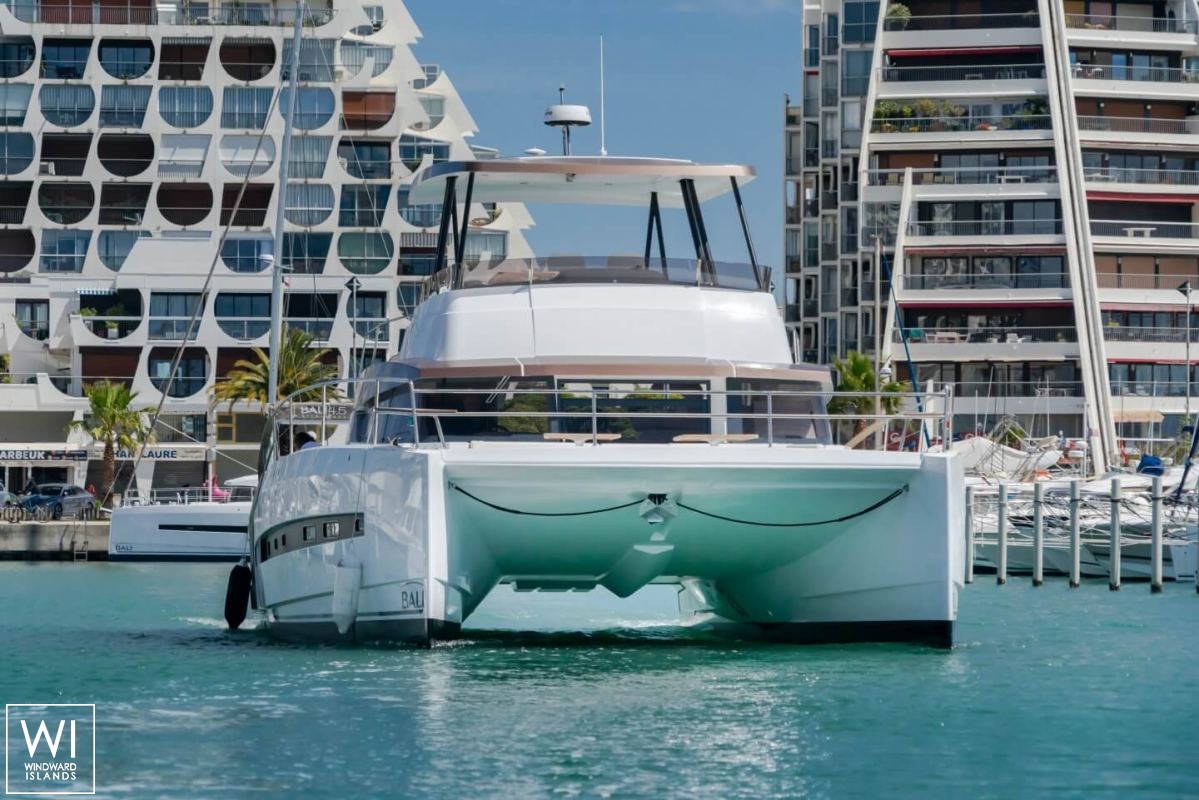 Bali 4.3 MY Catana Catamaran Exterior 4