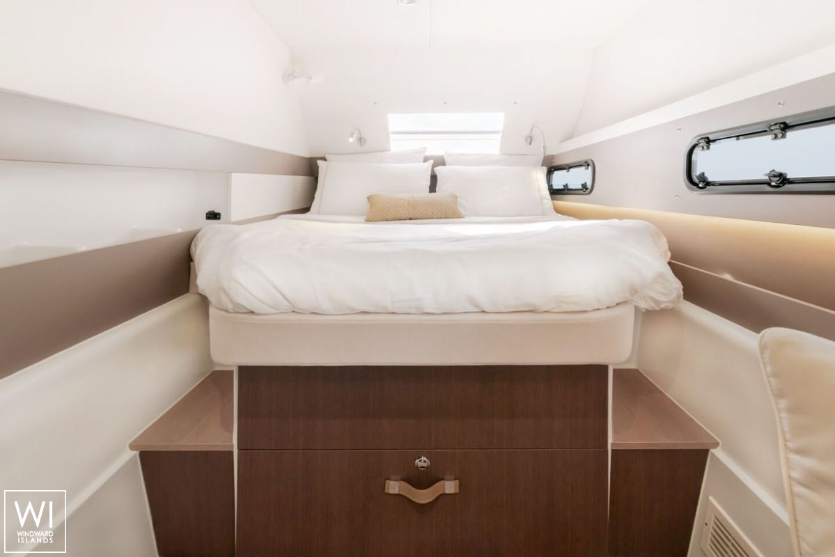 Bali 4.3 MY Catana Catamaran Interior 2