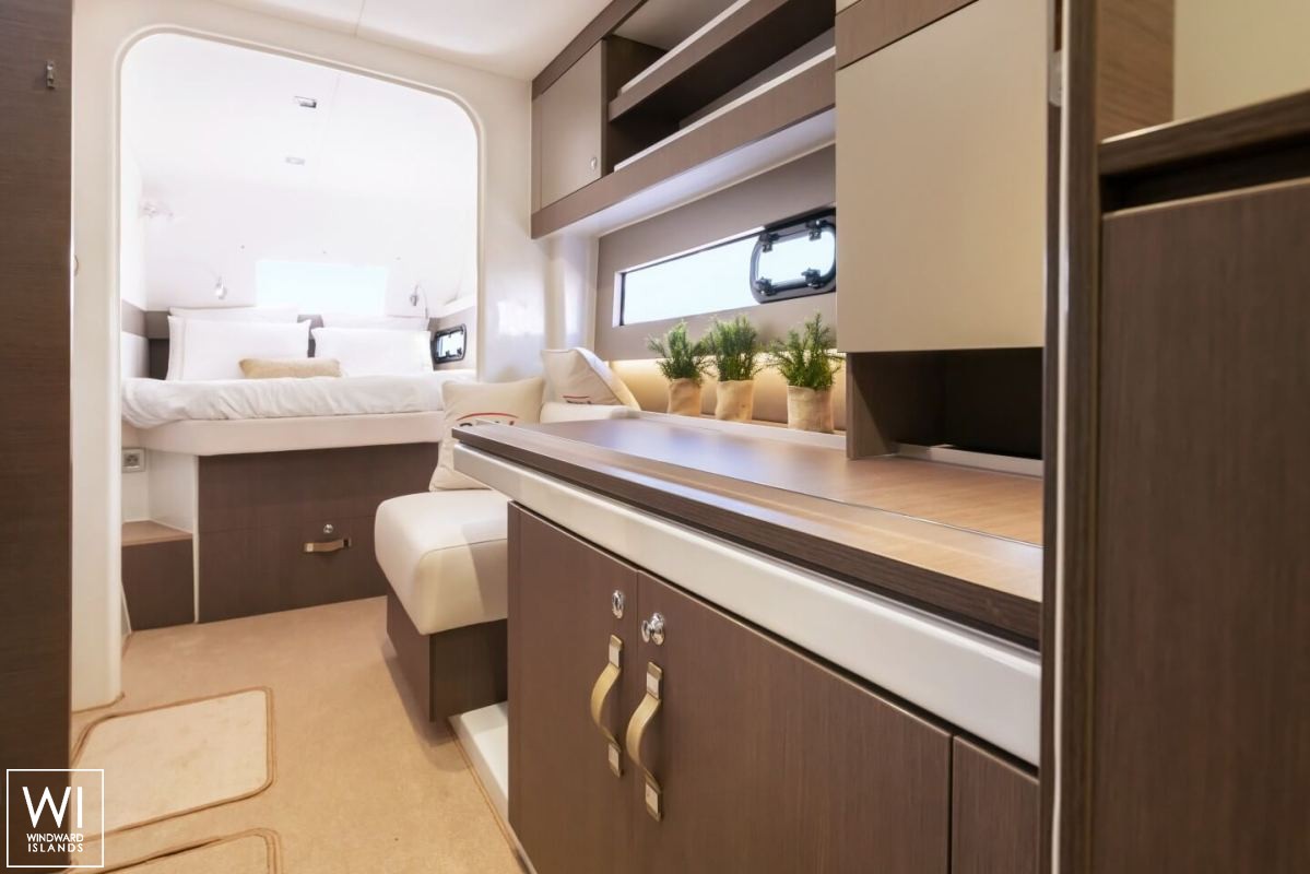 Bali 4.3 MY Catana Catamaran Interior 4