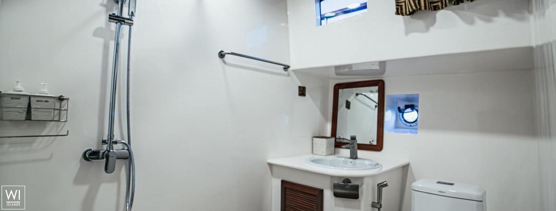 Akoya Pearl    Gulet 30m Interior 17