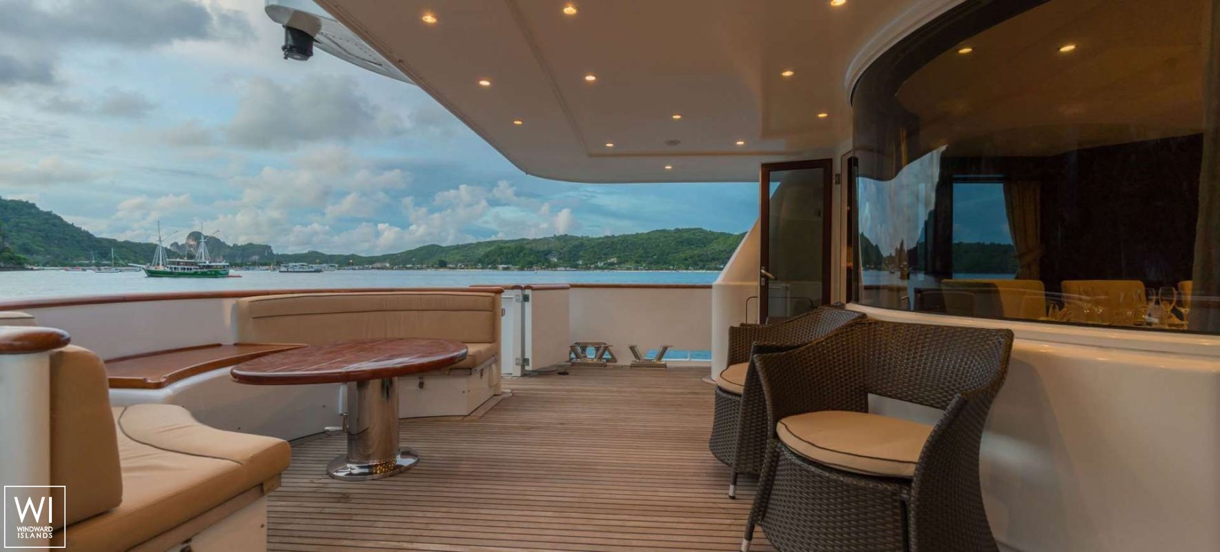XANADU of LONDON  Moonen 34m Yacht Interior 6
