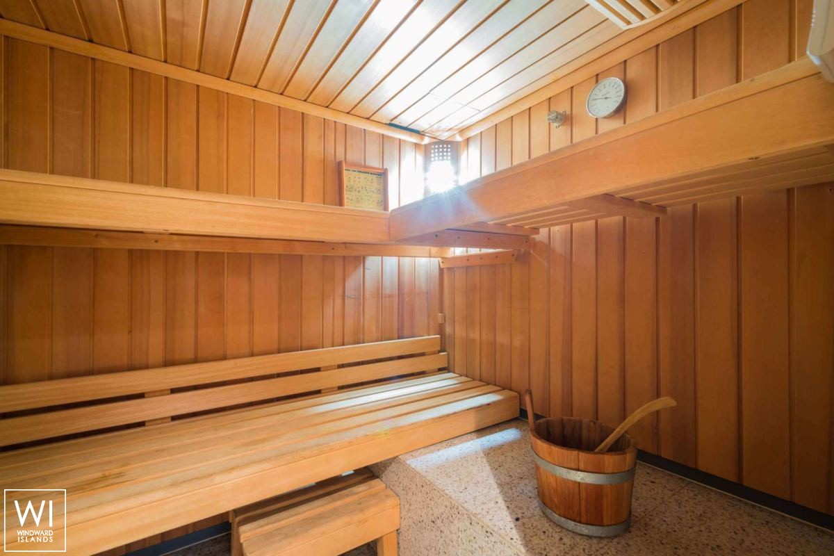 XANADU of LONDON  Moonen 34m Yacht Interior 9