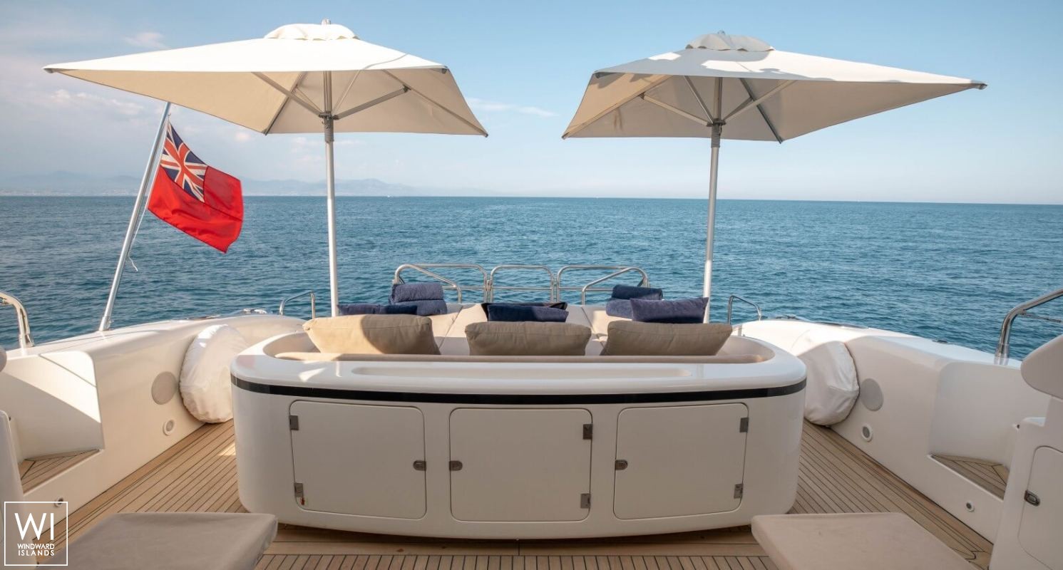 ELLERY A   Leopard Yachts Leopard 24 Interior 7