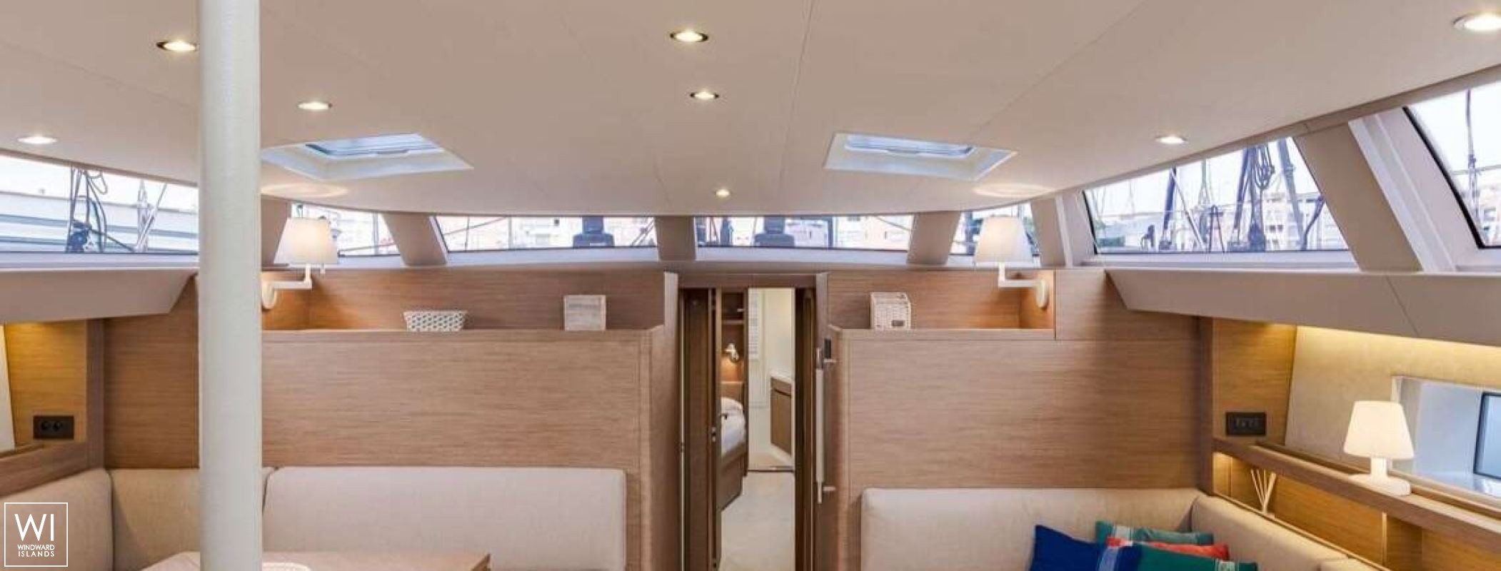 Mahina 3  CNB Bordeaux 21m Interior 17