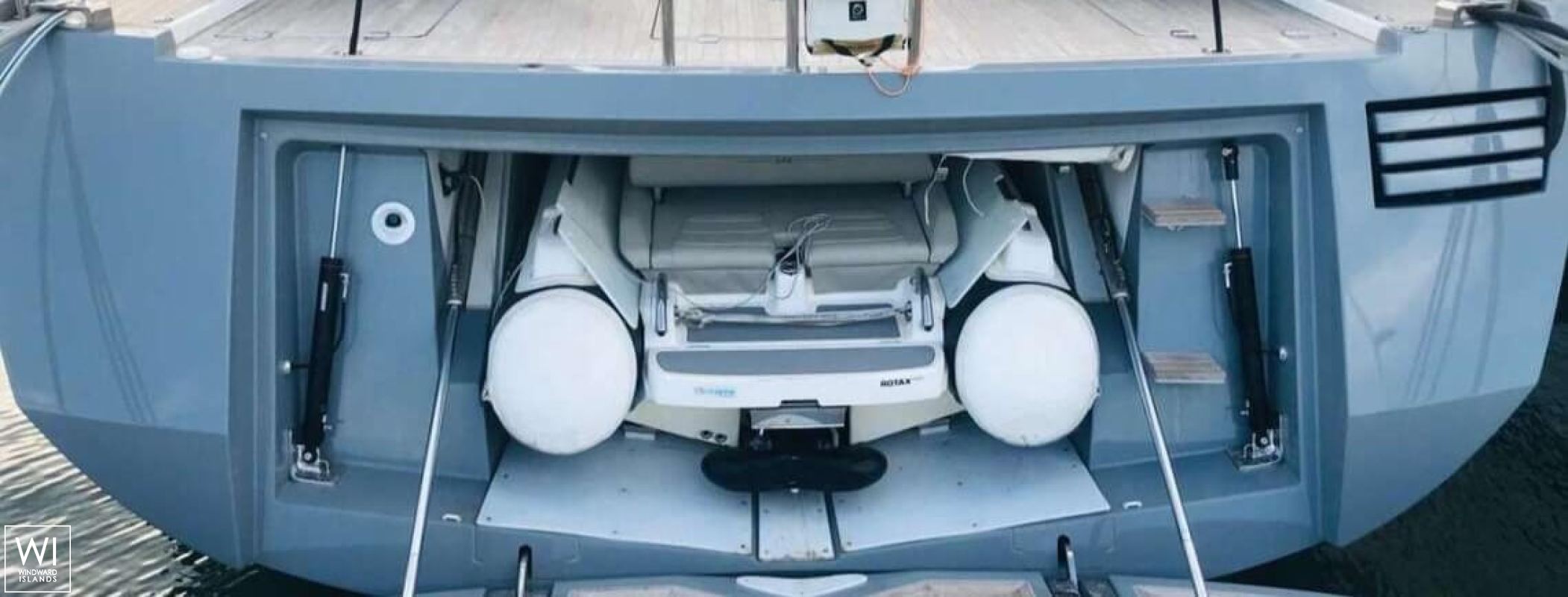 Mahina 3  CNB Bordeaux 21m Exterior 6