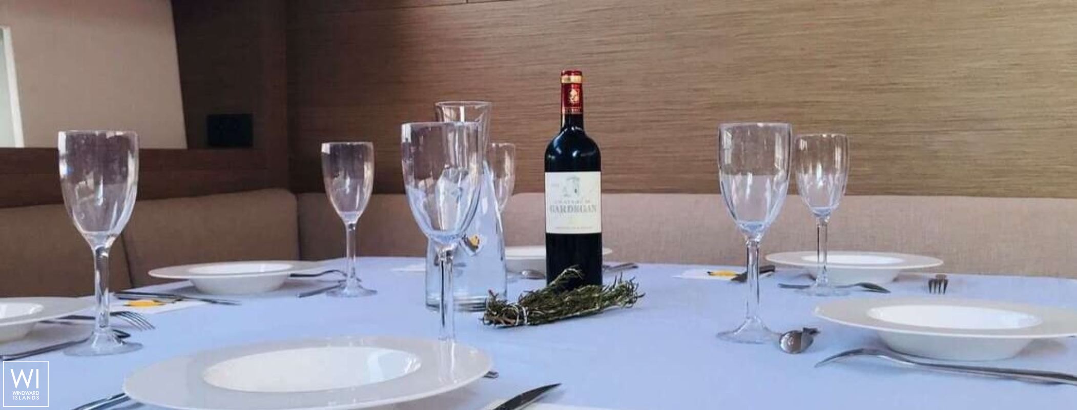 Mahina 3  CNB Bordeaux 21m Interior 1