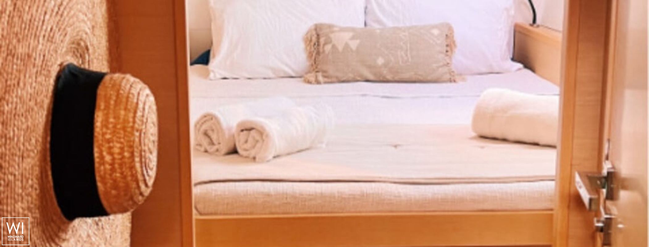 GALAXY  Lagoon Catamaran Lagoon 450S Interior 20