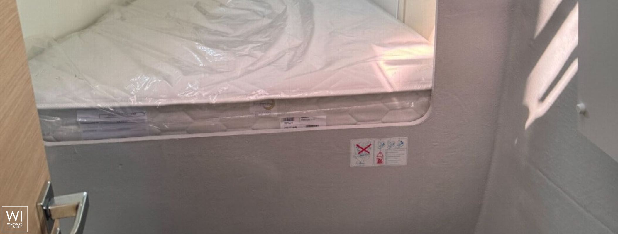 Tanna 47 Fountaine Pajot Interior 10